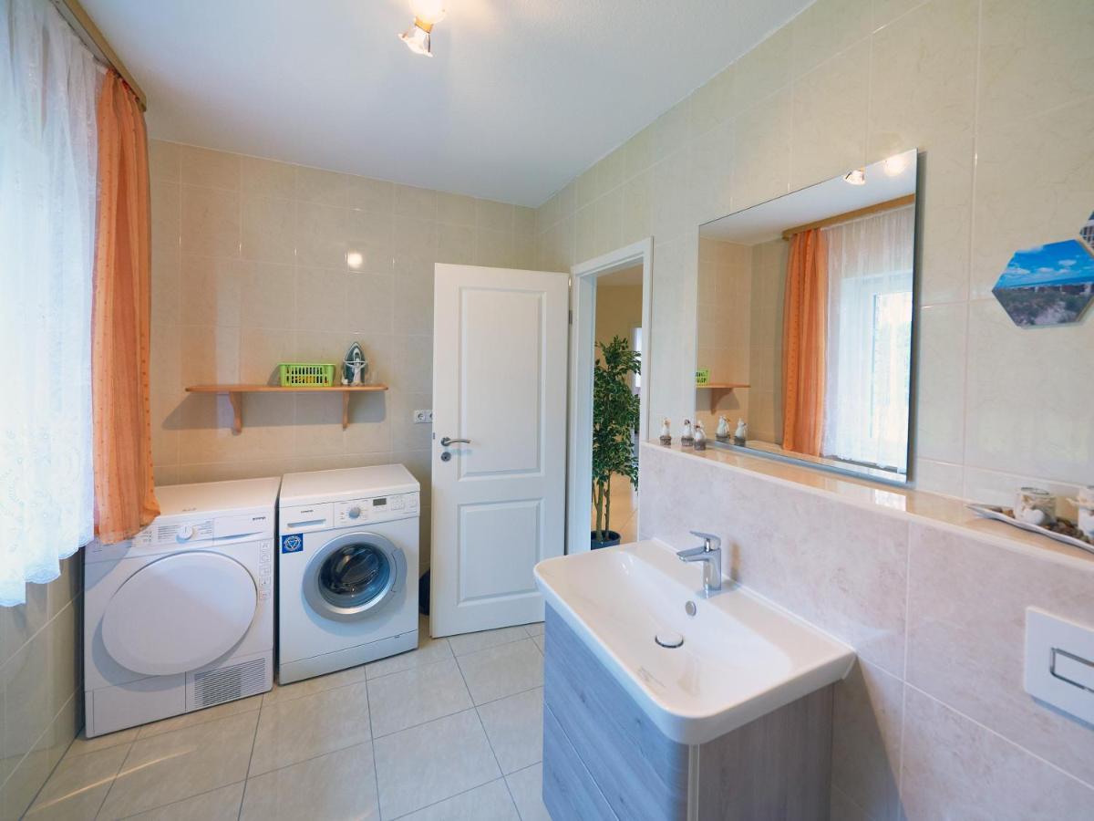 - Apt. 01 * Ostseebad Binz
